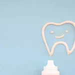 Cómo fortalece el fluoruro los dientes