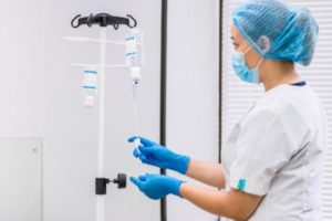 ¿CÓMO SE USA LA SEDACIÓN INTRAVENOSA EN ODONTOLOGÍA?