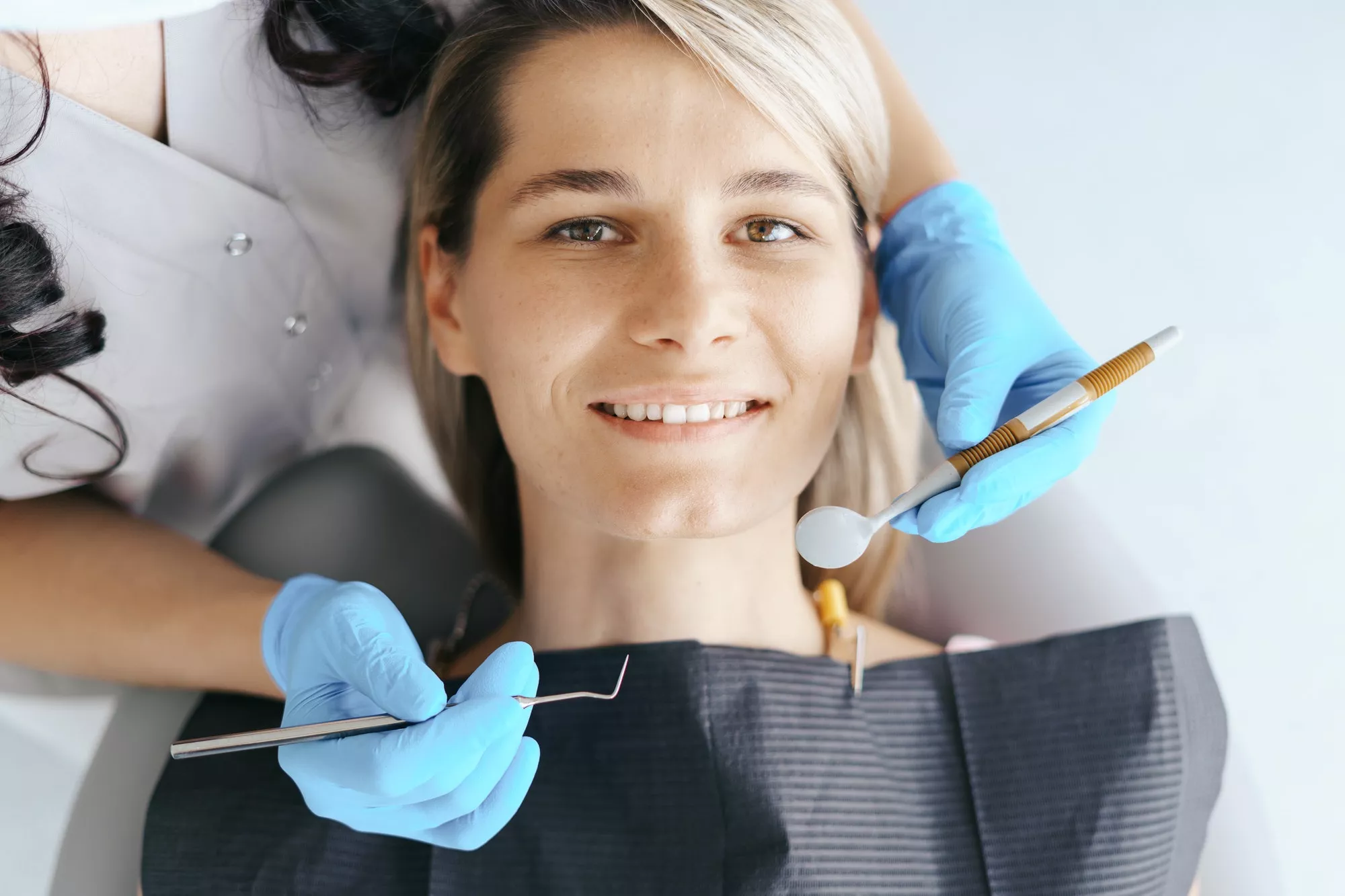 Patient female at dentist