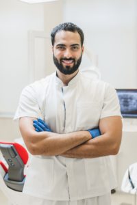 Odontologist