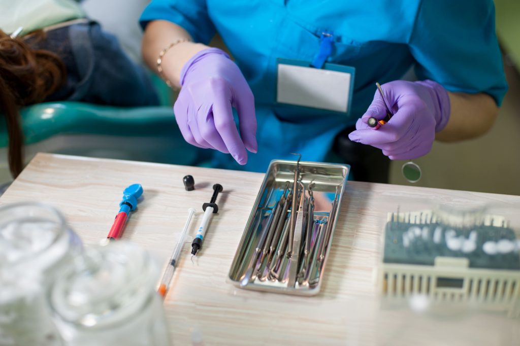 Materiales de odontología los cuales en algunos pacientes pueden generar alergias. Alergias y Salud Dental