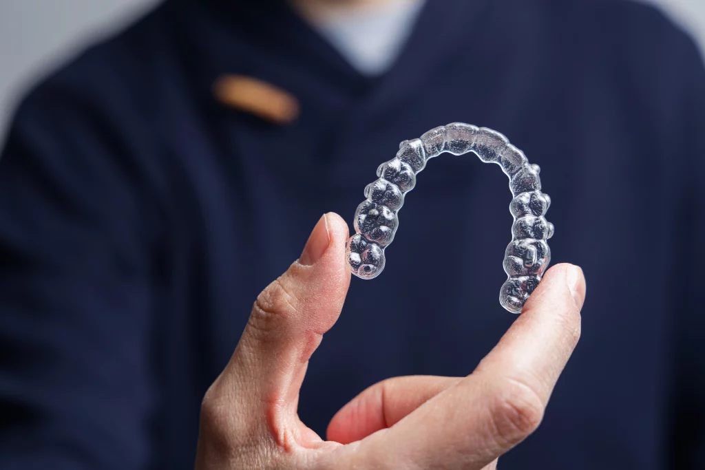 Tipos de Brackets - Invisalign.