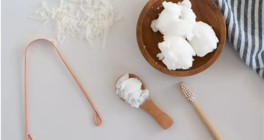 Enjuague Bucal con Aceite de Coco (Técnica de Oil Pulling)