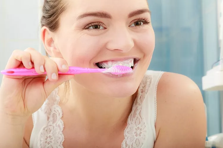 ¿Cuáles son las mejores prácticas de higiene bucal para mujeres?