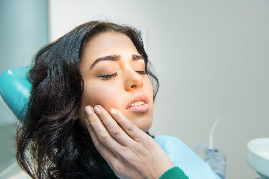 Girl with toothache