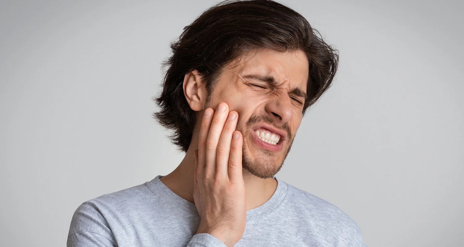 2 - How to handle common Valentine’s Day dental emergencies