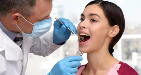 How to care for your mouth during breast cancer treatment?