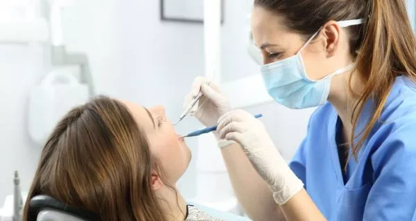 What additional tips do dentists in Ventura county recommend?