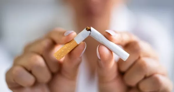 What is the treatment for nicotine stomatitis?