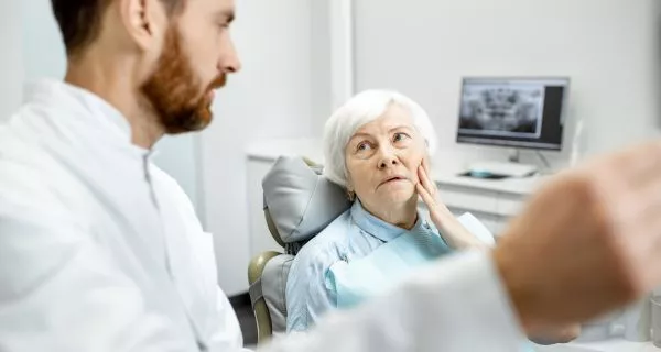 How to apply force at pressure point for toothache. How does it happen?